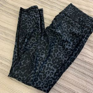 Leopard Scrunchy What Light n Tight Hi-Rise 7/8 24"